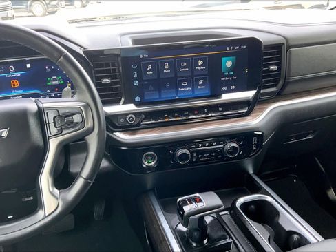 Certified 2023 Chevrolet Silverado 1500 RST w/ Rally Edition image 12