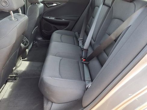 Used 2025 Chevrolet Malibu LT FWD image 10