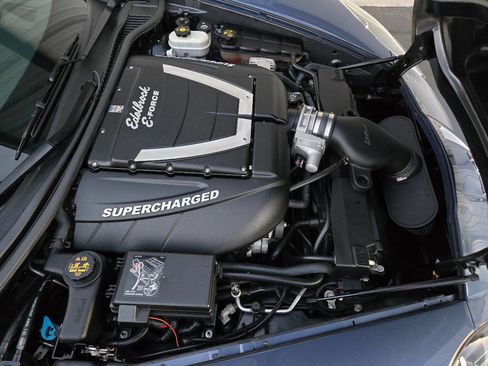 Used 2012 Chevrolet Corvette Z06 w/ 3LZ Preferred Equipment Group RWD image 22
