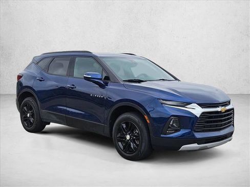 Used 2022 Chevrolet Blazer LT FWD image 3