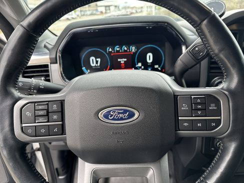 Used 2021 Ford F150 Lariat w/ Equipment Group 501A Mid image 14