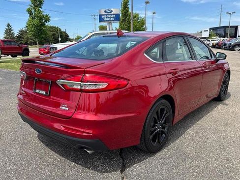 Certified 2020 Ford Fusion SE w/ Equipment Group 151A FWD image 5