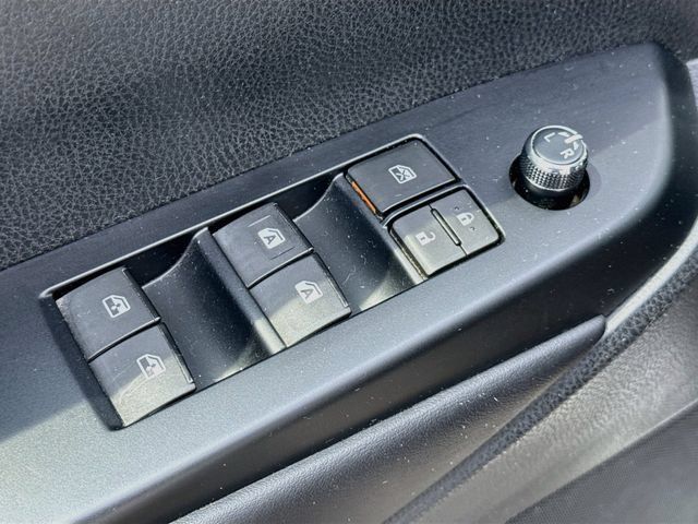 Used 2019 Toyota Highlander XLE AWD/4WD image 26