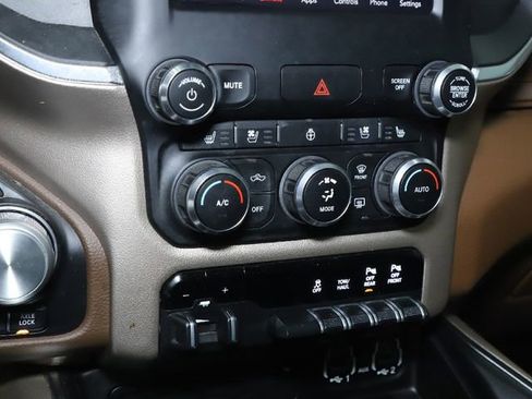 Used 2019 RAM 1500 Laramie image 38