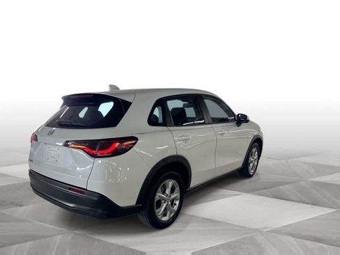 Used 2024 Honda HR-V LX image 8