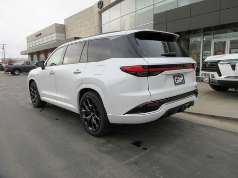 New 2026 Lexus TX 500h AWD image 7