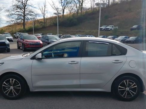 Used 2021 Kia Rio LX FWD image 7