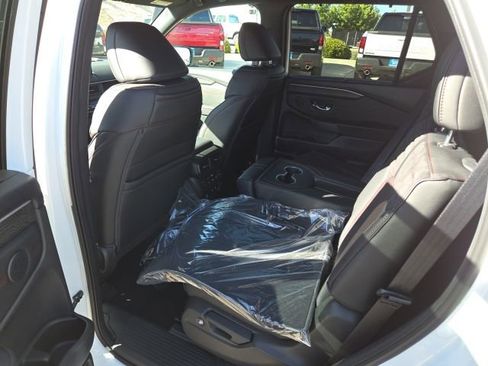 New 2026 Honda Pilot Black Edition image 6