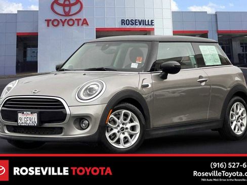 Used 2020 MINI Cooper 2-Door Hardtop image 1