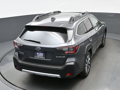 Used 2023 Subaru Outback Limited AWD/4WD image 40