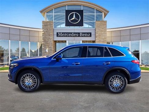 New 2026 Mercedes-Benz GLC 300 4MATIC image 2