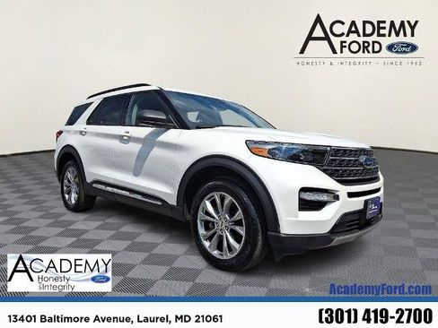 Certified 2022 Ford Explorer XLT w/ Equipment Group 202A AWD/4WD image 1