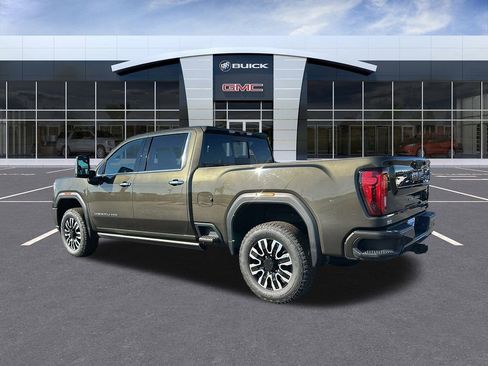 Used 2023 GMC Sierra 2500 Denali w/ Denali Ultimate Package image 3