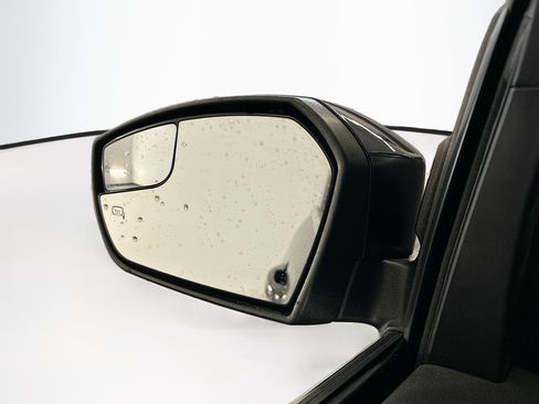 Used 2019 Ford Escape SEL image 16