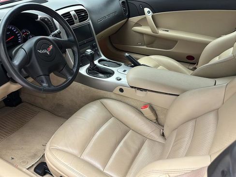 Used 2005 Chevrolet Corvette Coupe w/ Preferred Equipment Group RWD image 13