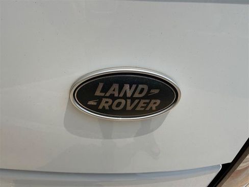 Used 2017 Land Rover Range Rover HSE AWD/4WD image 28