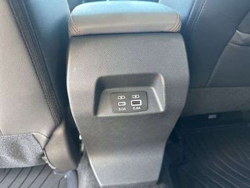 Used 2025 Subaru Crosstrek 2.5i Limited AWD/4WD image 27