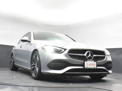 Used 2022 Mercedes-Benz C 300 4MATIC Sedan image 21