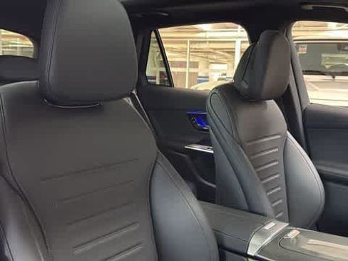 Certified 2026 Mercedes-Benz GLC 300 4MATIC image 34