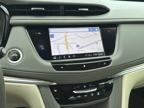 Used 2020 Cadillac XT5 Premium Luxury w/ LPO, Floor Liner Package FWD image 22