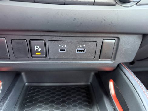 Used 2025 Nissan Frontier Pro-X image 21