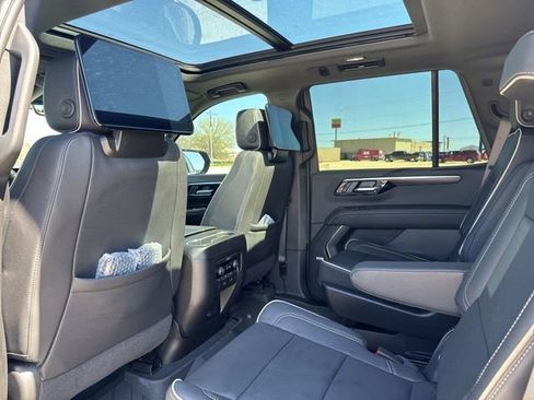 Used 2025 Chevrolet Tahoe Premier image 25