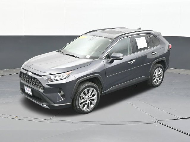 Used 2019 Toyota RAV4 Limited FWD image 64