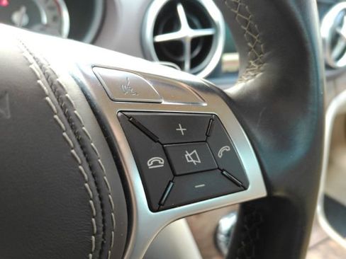 Used 2015 Mercedes-Benz SL 550 image 37