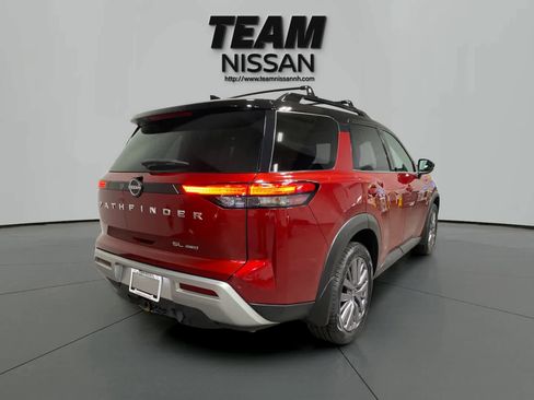 Used 2023 Nissan Pathfinder SL w/ SL Premium Package image 6