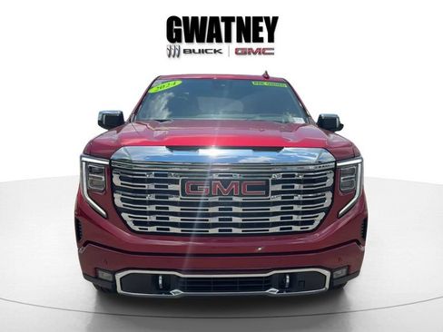 Used 2024 GMC Sierra 1500 Denali w/ Denali Reserve Package AWD/4WD image 8