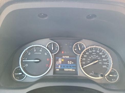 Used 2014 Toyota Tundra Platinum image 13