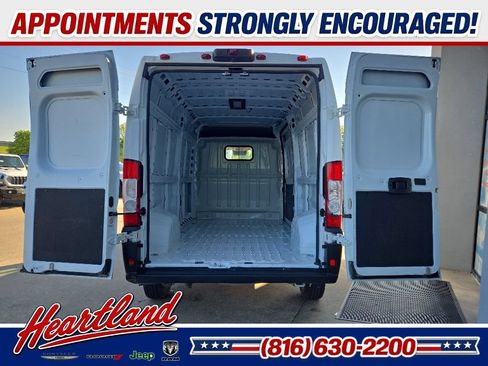 Used 2025 RAM ProMaster 2500 w/ Convenience Group FWD image 87