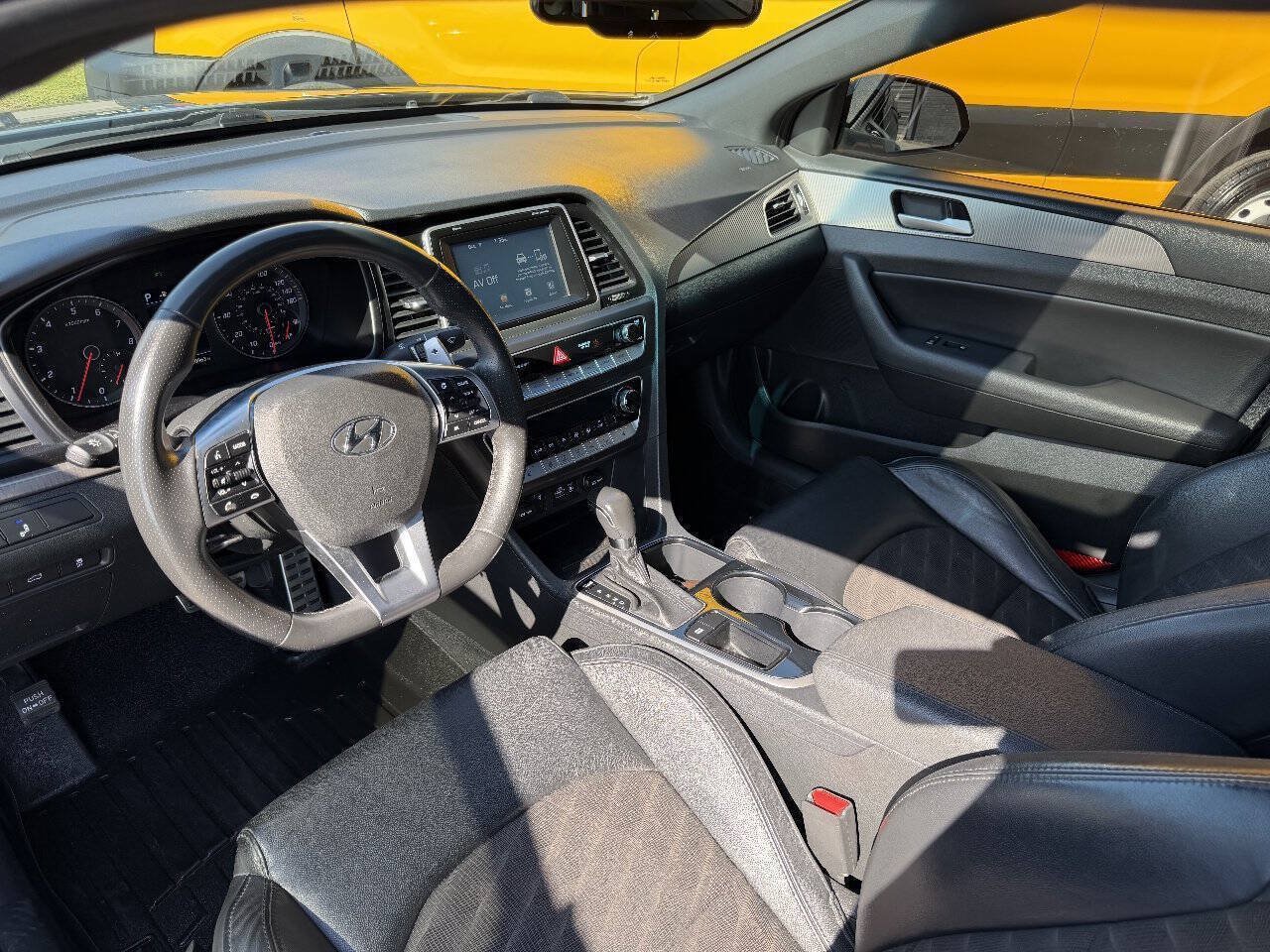 Used 2019 Hyundai Sonata Sport FWD image 12