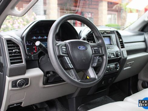 Used 2020 Ford F450 XL w/ Power Equipment Group image 16