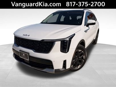 Certified 2025 Kia Sorento S w/ Panoramic Sunroof Package