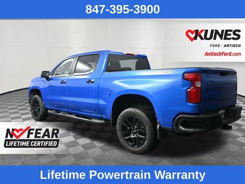Used 2025 Chevrolet Silverado 1500 LT Trail Boss w/ LPO, Dark Essentials Package AWD/4WD image 7