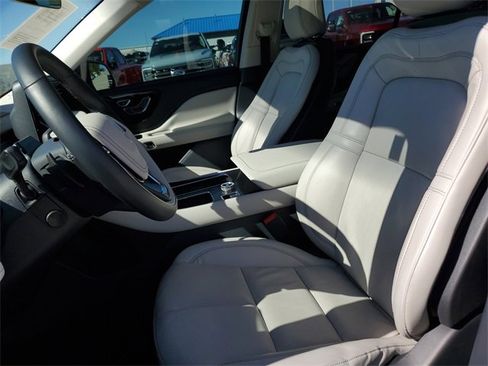 Used 2025 Lincoln Aviator Reserve w/ Illumination Package image 25