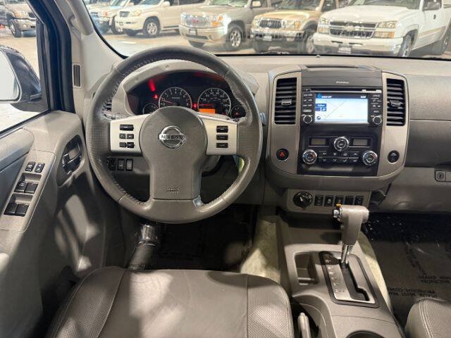 Used 2016 Nissan Frontier SL AWD/4WD image 18