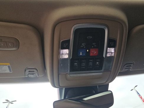 Used 2021 RAM 1500 Laramie AWD/4WD image 21