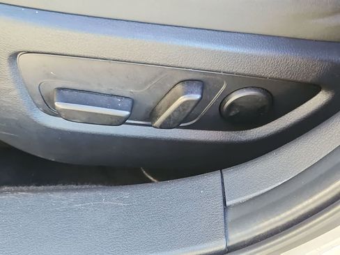 Used 2024 MAZDA CX-30 AWD 2.5 S w/ Preferred Package image 18