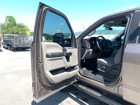 Used 2019 Ford F350 XL w/ Power Equipment Group AWD/4WD image 8