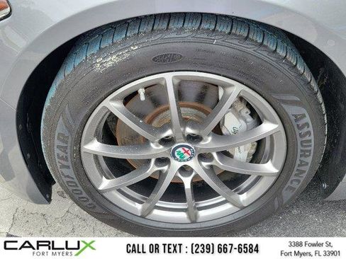 Used 2018 Alfa Romeo Giulia RWD image 8