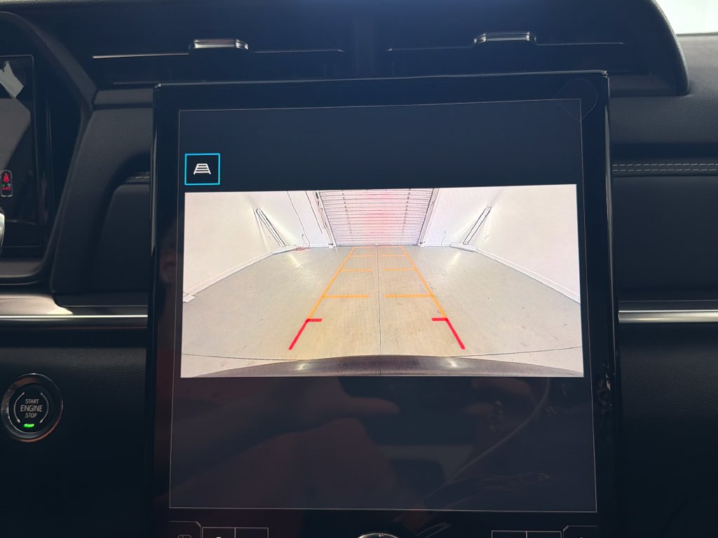 New 2027 GMC Terrain Elevation w/ Elevation Premium Package FWD image 16
