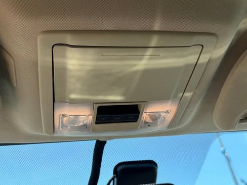 Used 2015 Lincoln Navigator L 4WD w/ Equipment Group 101A Reserve image 30