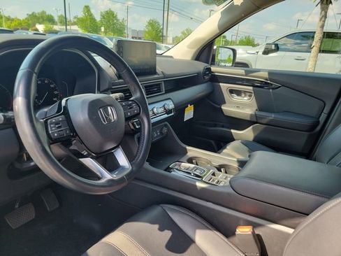 Certified 2025 Honda Pilot EX-L image 13