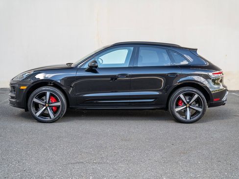 New 2025 Porsche Macan S image 2