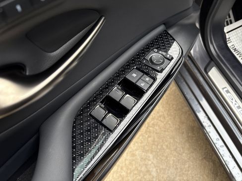 Certified 2025 Lexus ES 350 F Sport image 15