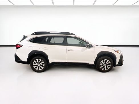 Used 2024 Subaru Outback Premium AWD/4WD image 23