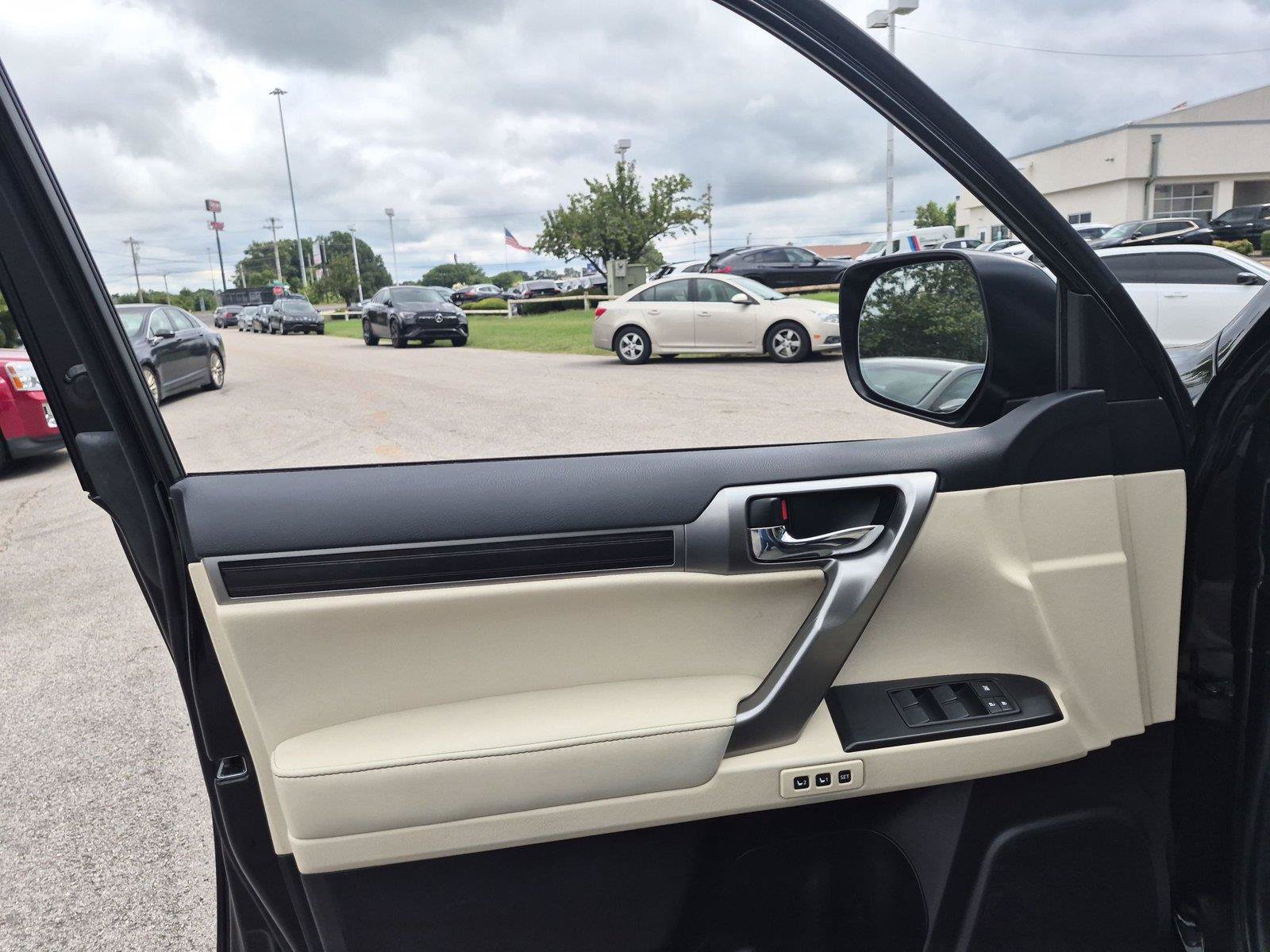Used 2022 Lexus GX 460 Premium AWD/4WD image 14