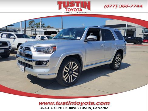 Used 2023 Toyota 4Runner Limited image 1